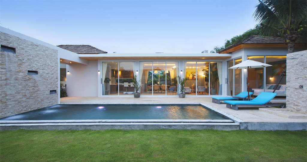  Luxury Pool Villa for Sale – Nai Harn