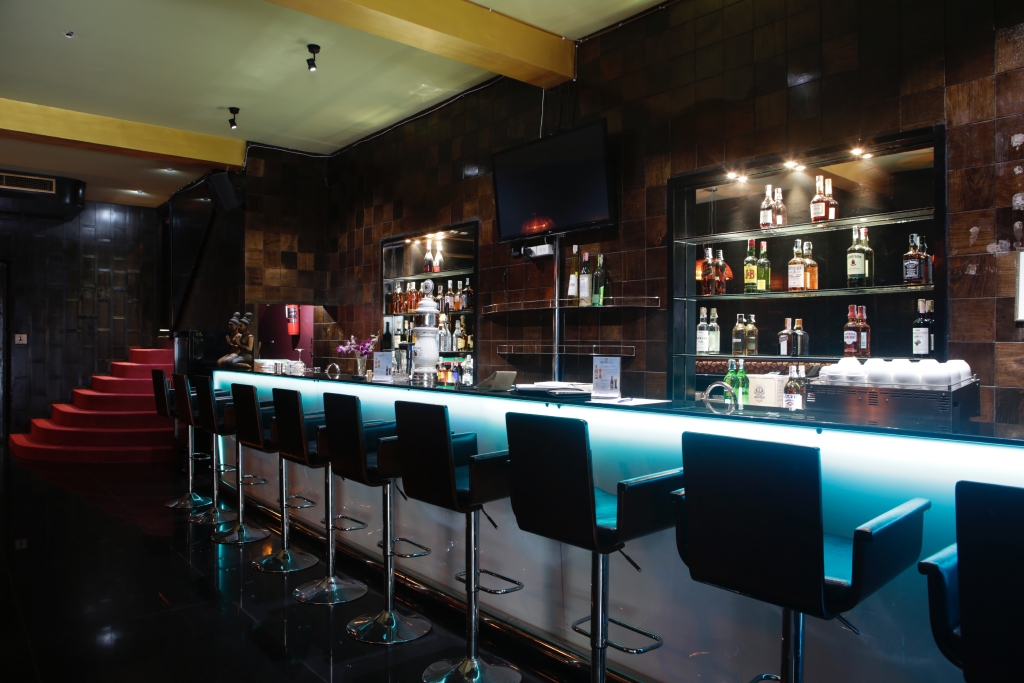 Lounge Bar for Lease – Bangla road Patong beach