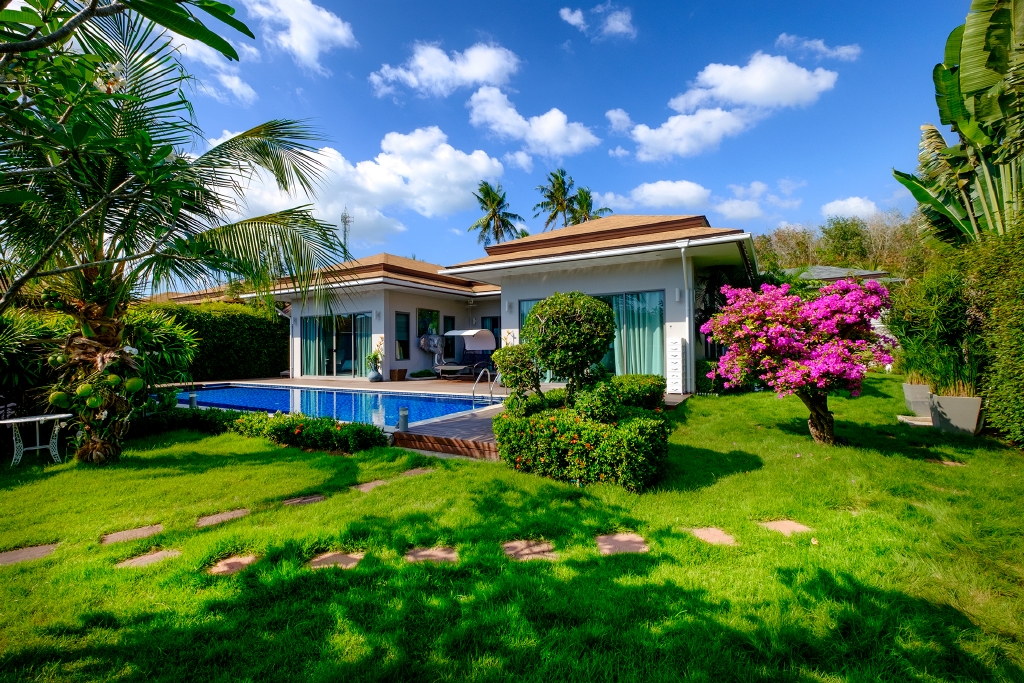 Luxury 3 bedroom  Pool Villa for Sale – Layan